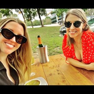 Meet your Posher, Whitney